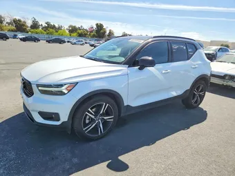 2019 Volvo XC40 YV4162UM6K2070649