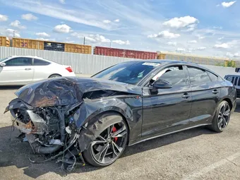 2022 Audi S5 WAUB4CF59NA011255