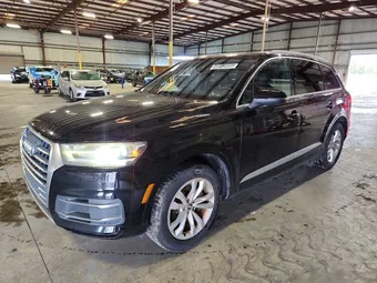 2017 Audi Q7 WA1AHAF77HD050772