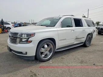 2016 Chevrolet Suburban 1GNSCJKC9GR245373