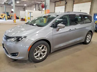2018 Chrysler Pacifica 2C4RC1BG1JR312110 Lot 53065336