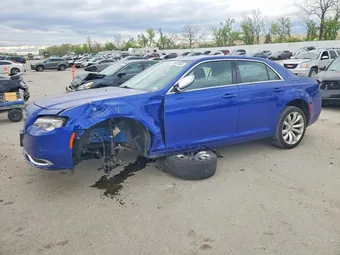 2019 Chrysler 300 2C3CCAAG2KH679150