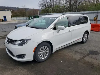 2017 Chrysler Pacifica 2C4RC1BG8HR688734 Lot 49568016