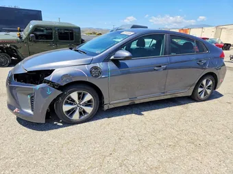 2018 Hyundai Ioniq KMHC65LD8JU104362