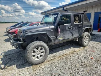 2018 Jeep Wrangler 1C4HJWDG5JL921964