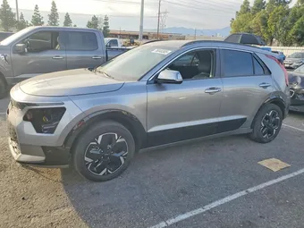 2023 Kia Niro KNDCR3L17P5061965