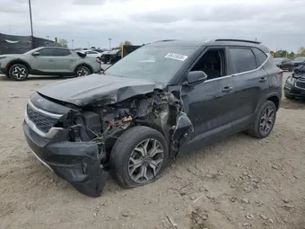 2021 Kia Seltos KNDERCAA5M7165012