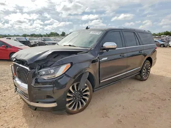 2022 Lincoln Navigator 5LMJJ3TT9NEL13110