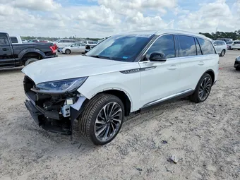 2026 Lincoln Aviator 5LM5J7XCXTGL02993