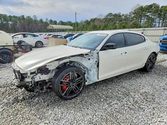 2020 Maserati Quattroporte ZAM56YPA9L1352229