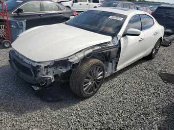 2018 Maserati Ghibli ZAM57YTA6J1299909