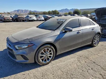 2019 Mercedes-Benz A-Class WDD3G4EB5KW027212