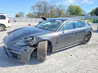 2018 Porsche Panamera WP0AF2A79JL141336