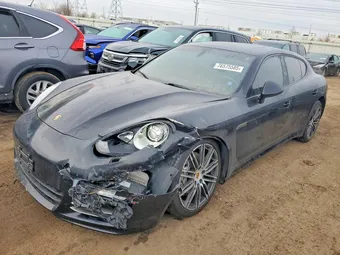 2016 Porsche Panamera WP0AB2A79GL050538