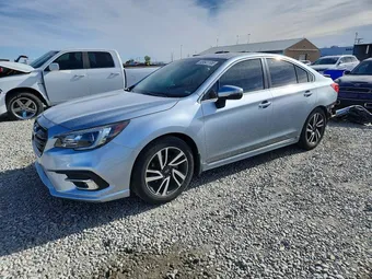 2018 Subaru Legacy 4S3BNAR66J3033317