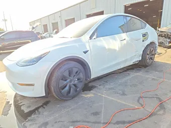 2025 Tesla Model Y 7SAYGAEE6SF303574 Lot 46811246
