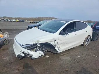 2026 Tesla Model Y 7SAYGDEE8TA456845 Lot 47943676