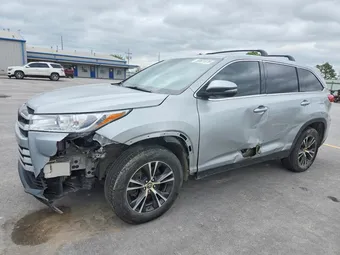2019 Toyota Highlander 5TDZARFH3KS046380 Lot 50601876