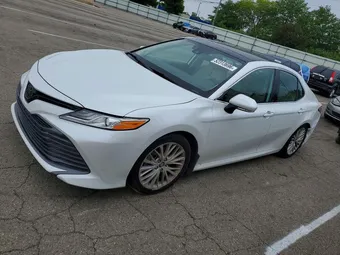 2019 Toyota Camry 4T1B11HK2KU781323 Lot 52313696