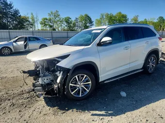 2018 Toyota Highlander 5TDJZRFH3JS541490 Lot 48988916