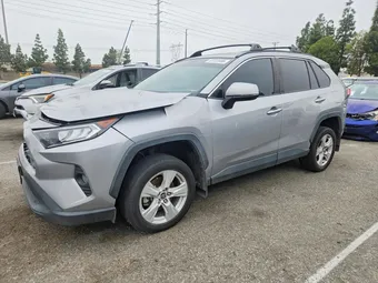2021 Toyota RAV4 2T3P1RFV4MW208757 Lot 52223586