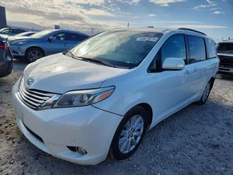 2017 Toyota Sienna 5TDYZ3DC1HS867771 Lot 49828516