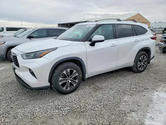 2023 Toyota Highlander 5TDKDRBH8PS042069 Lot 74813535