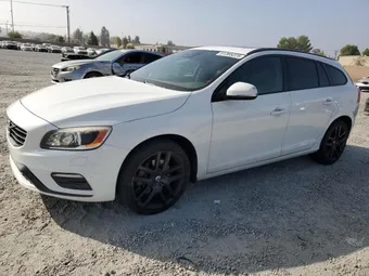 2018 Volvo V60 YV140MEL1J2392563