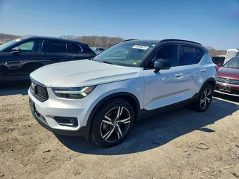 2021 Volvo XC40 YV4162UM9M2563034