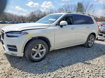 2018 Volvo XC90 YV4102PK7J1375402