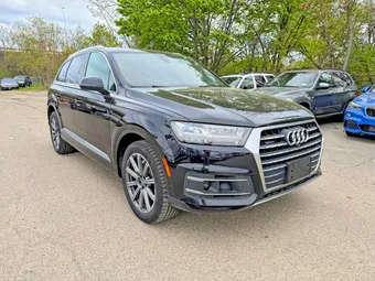 2019 Audi Q7 WA1LAAF7XKD008942