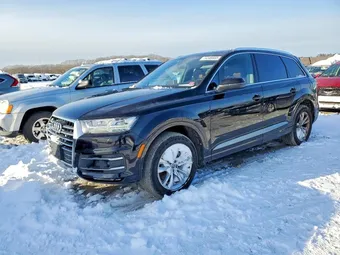 2017 Audi Q7 WA1LAAF72HD056007