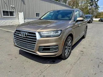 2018 Audi Q7 WA1LAAF70JD001772