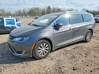 2018 Chrysler Pacifica 2C4RC1BG9JR233414 Lot 49747986