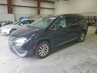 2018 Chrysler Pacifica 2C4RC1BG6JR312362 Lot 49084876