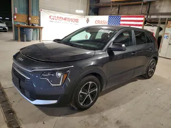 2025 Kia Niro KNDCP3LE0S5235909
