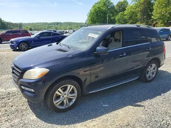 2015 Mercedes-Benz M-Class 4JGDA0EB3FA551739