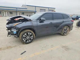 2022 Toyota Highlander 5TDGZRBH5NS589241 Lot 78081645