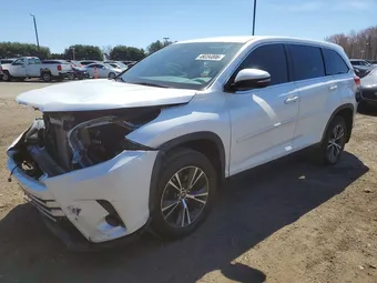 2019 Toyota Highlander 5TDBZRFH9KS723152 Lot 49334896