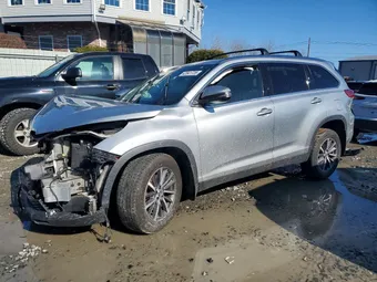 2019 Toyota Highlander 5TDJZRFH1KS703490 Lot 42041726