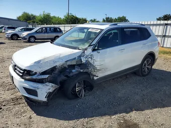 2019 Volkswagen Tiguan 3VV2B7AX4KM182729 Lot 48881666