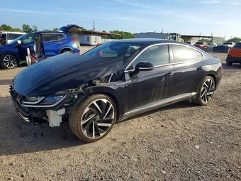 2021 Volkswagen Arteon WVWTR7AN0ME009814
