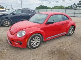 2018 Volkswagen Beetle 3VWFD7AT8JM708704