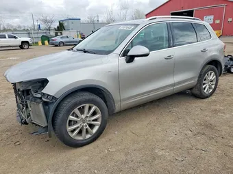 2015 Volkswagen Touareg WVGEP9BP4FD005540