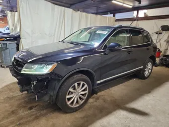 2016 Volkswagen Touareg WVGEF9BPXGD002419
