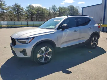 2023 Volvo XC40 YV4K92HM5P2054262