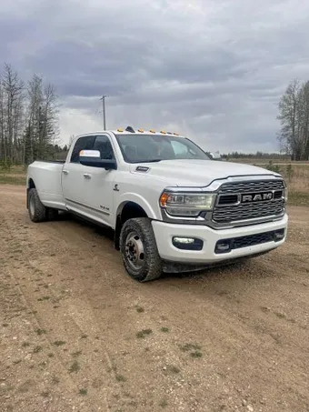 2022 Ram 3500 3C63RRRL8NG208142