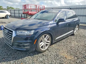 2017 Audi Q7 WA1VAAF7XHD018923