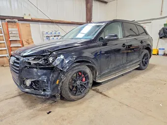2018 Audi Q7 WA1LAAF71JD010576