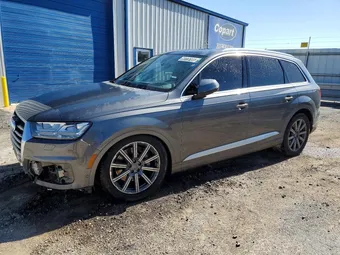 2019 Audi Q7 WA1VAAF74KD004569